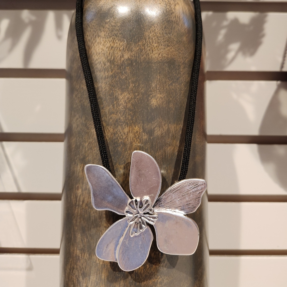 Chico's Elegant Silver and Lavender Necklace